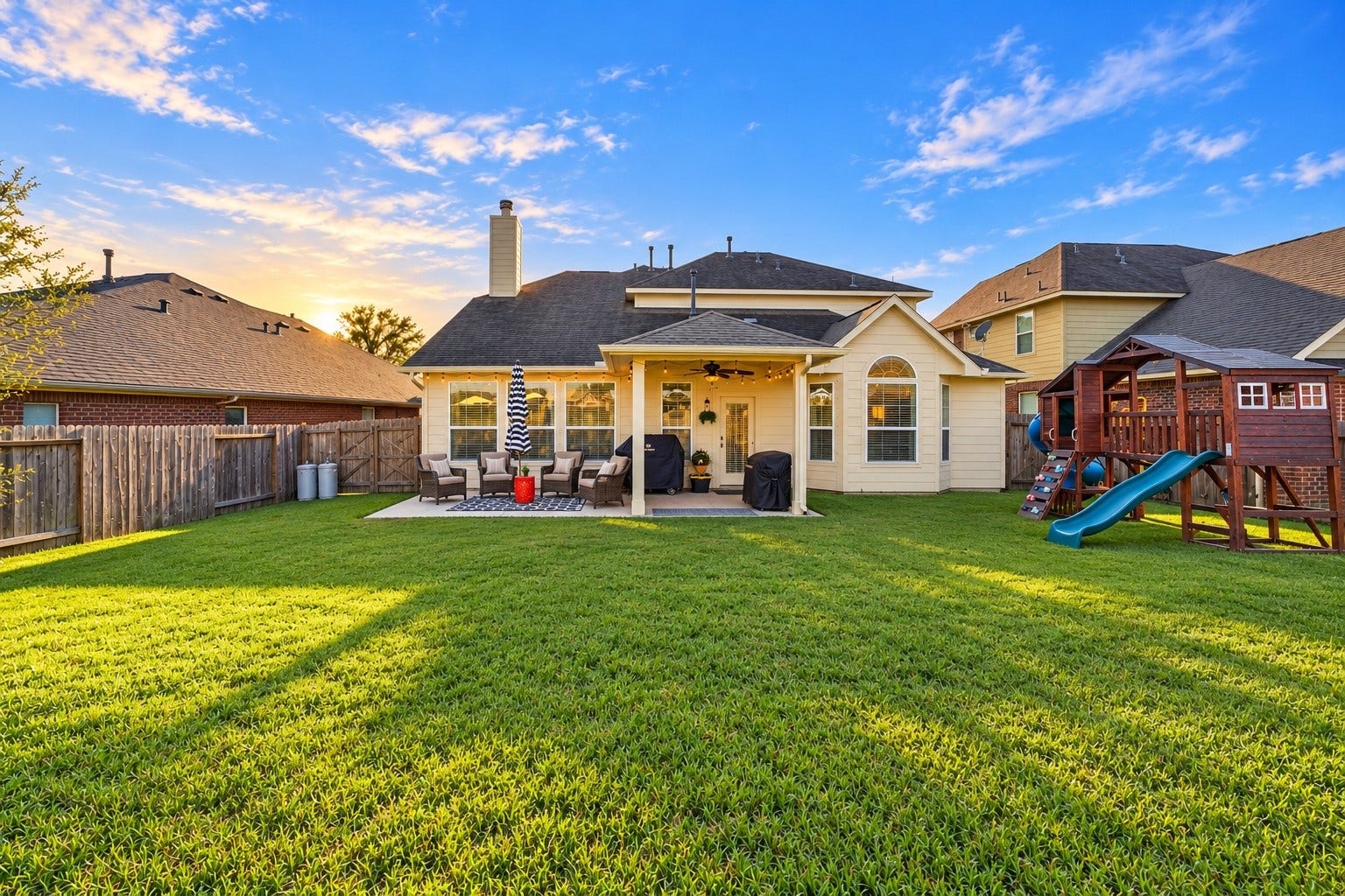 Enjoy beautiful Texas days under the covered patio & extension. Notice how the house shades the full patio! Imagine a luxurious resort-style pool to beat the heat. You can create your own backyard oasis!
