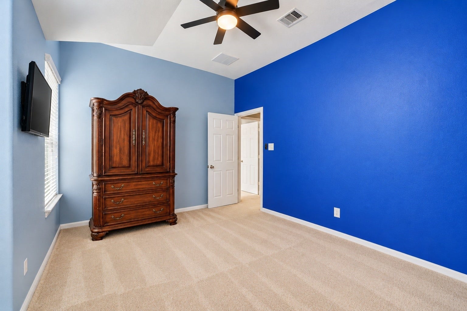 Another view of Bedroom #4