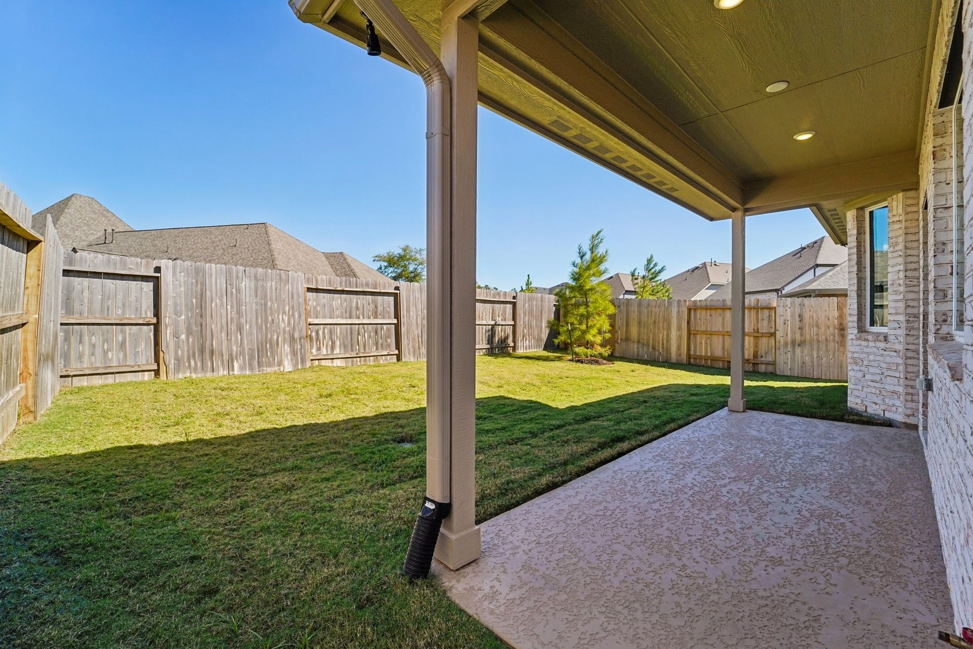 13045 Brookwood Bend Lane, Conroe, TX 77302 13045 Brookwood Bend Lane, Conroe, TX 77302