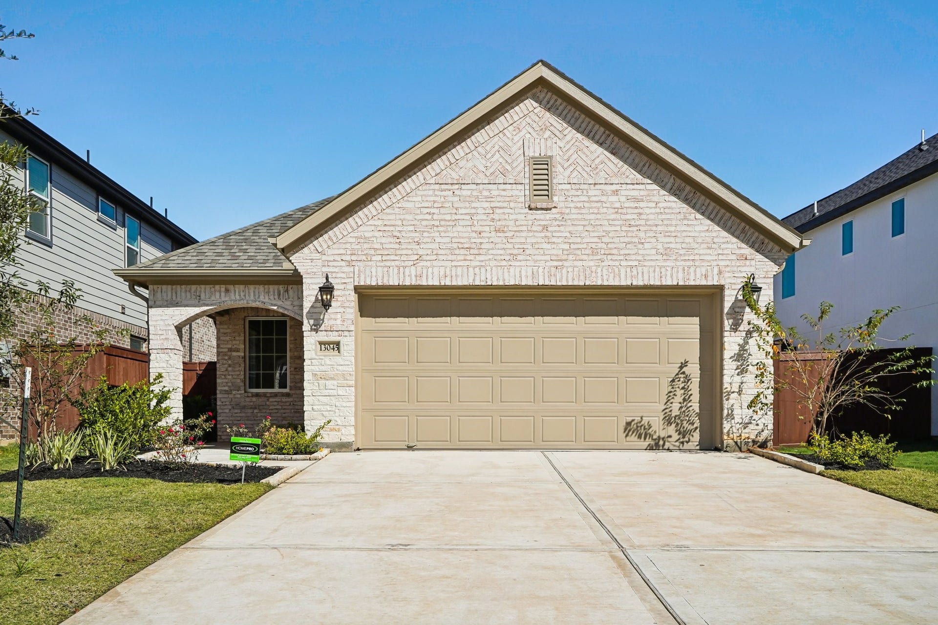 13045 Brookwood Bend Lane, Conroe, TX 77302 13045 Brookwood Bend Lane, Conroe, TX 77302