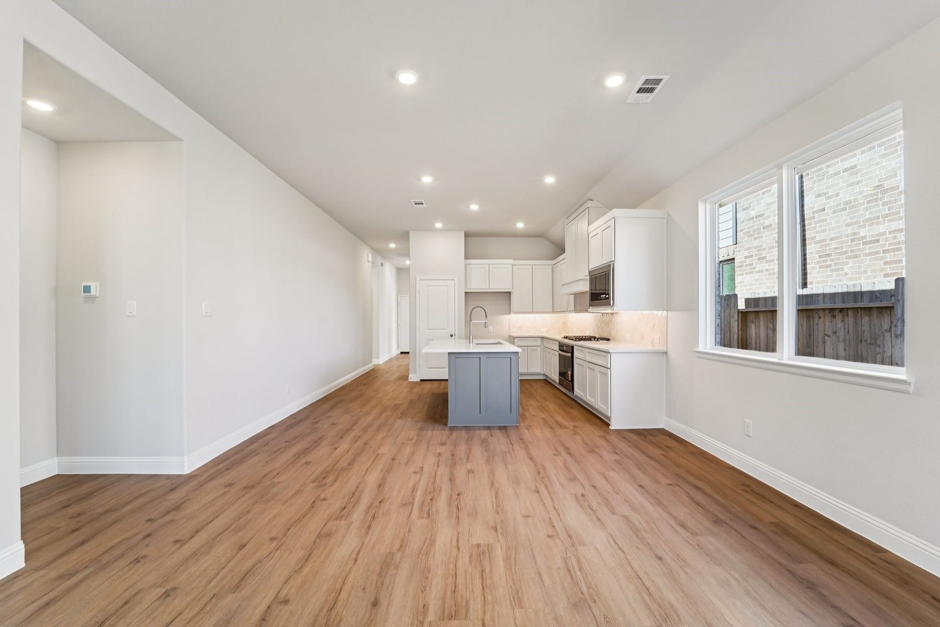 13045 Brookwood Bend Lane, Conroe, TX 77302 13045 Brookwood Bend Lane, Conroe, TX 77302
