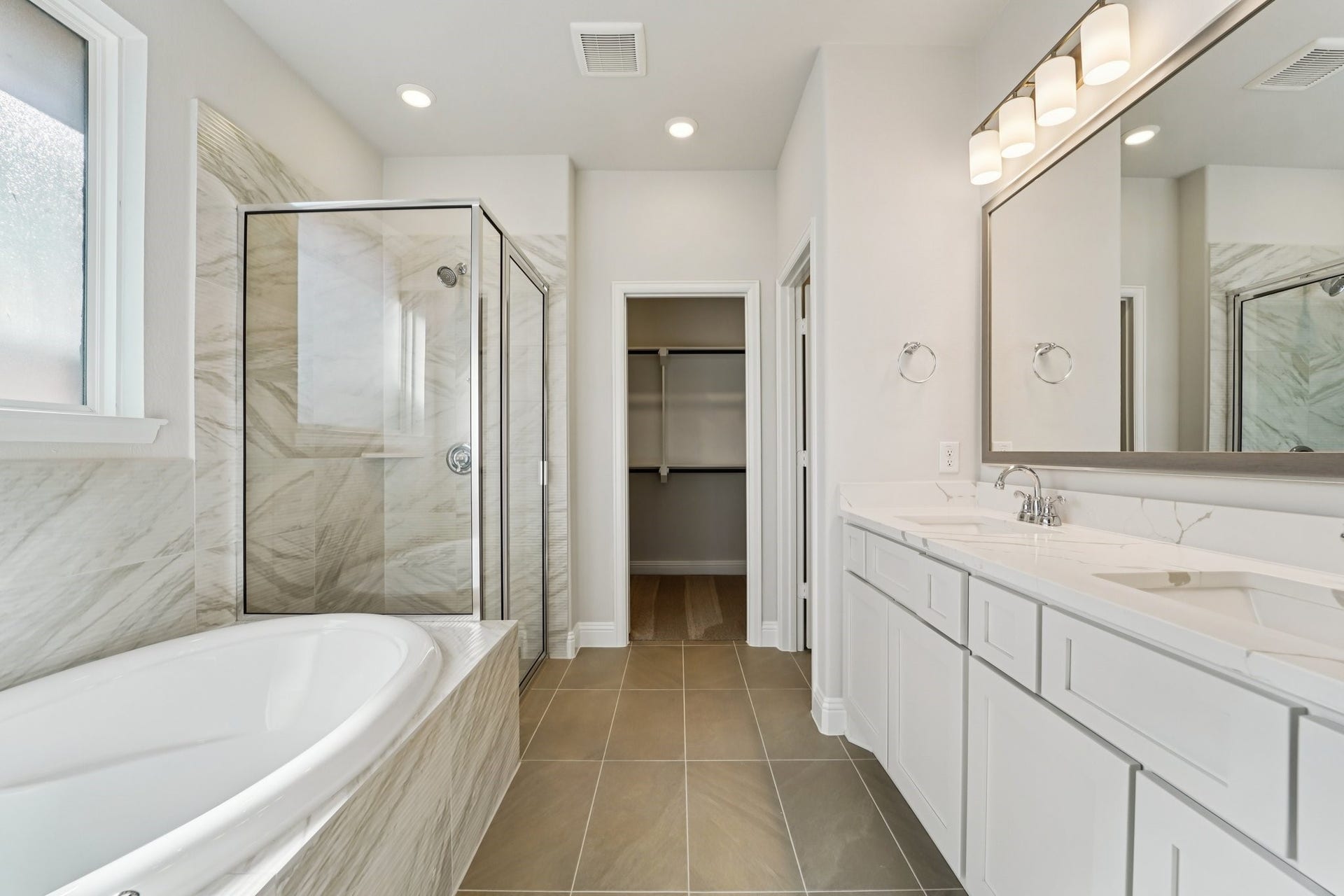 13045 Brookwood Bend Lane, Conroe, TX 77302 13045 Brookwood Bend Lane, Conroe, TX 77302