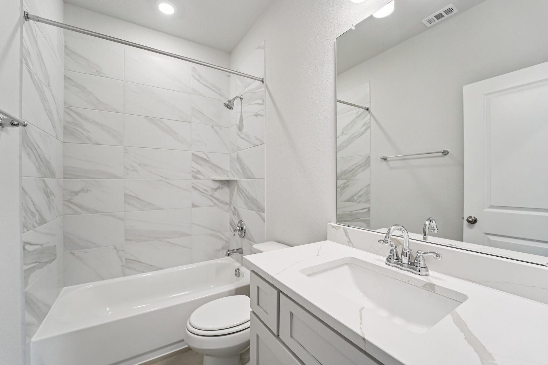 13045 Brookwood Bend Lane, Conroe, TX 77302 13045 Brookwood Bend Lane, Conroe, TX 77302