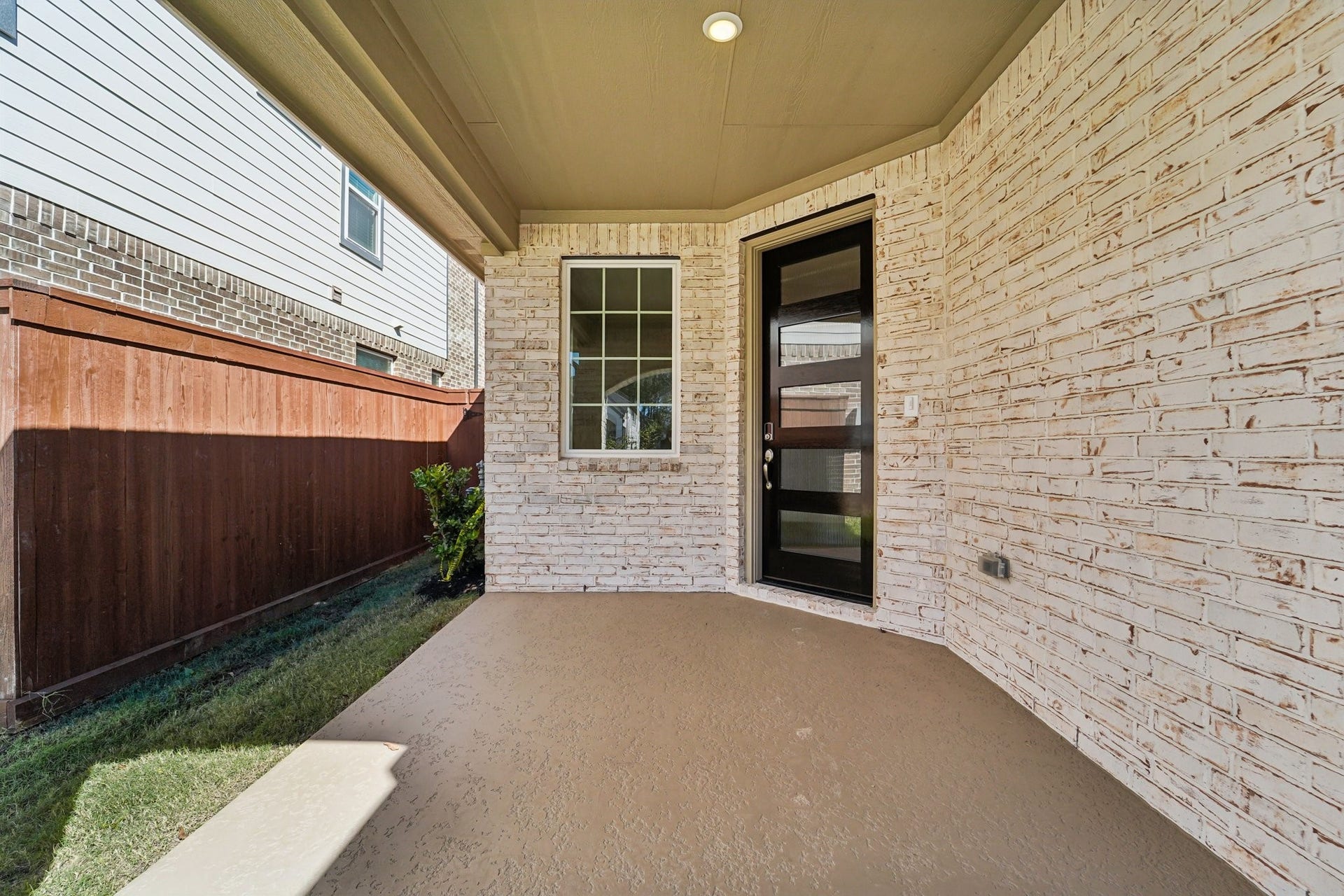 13045 Brookwood Bend Lane, Conroe, TX 77302 13045 Brookwood Bend Lane, Conroe, TX 77302