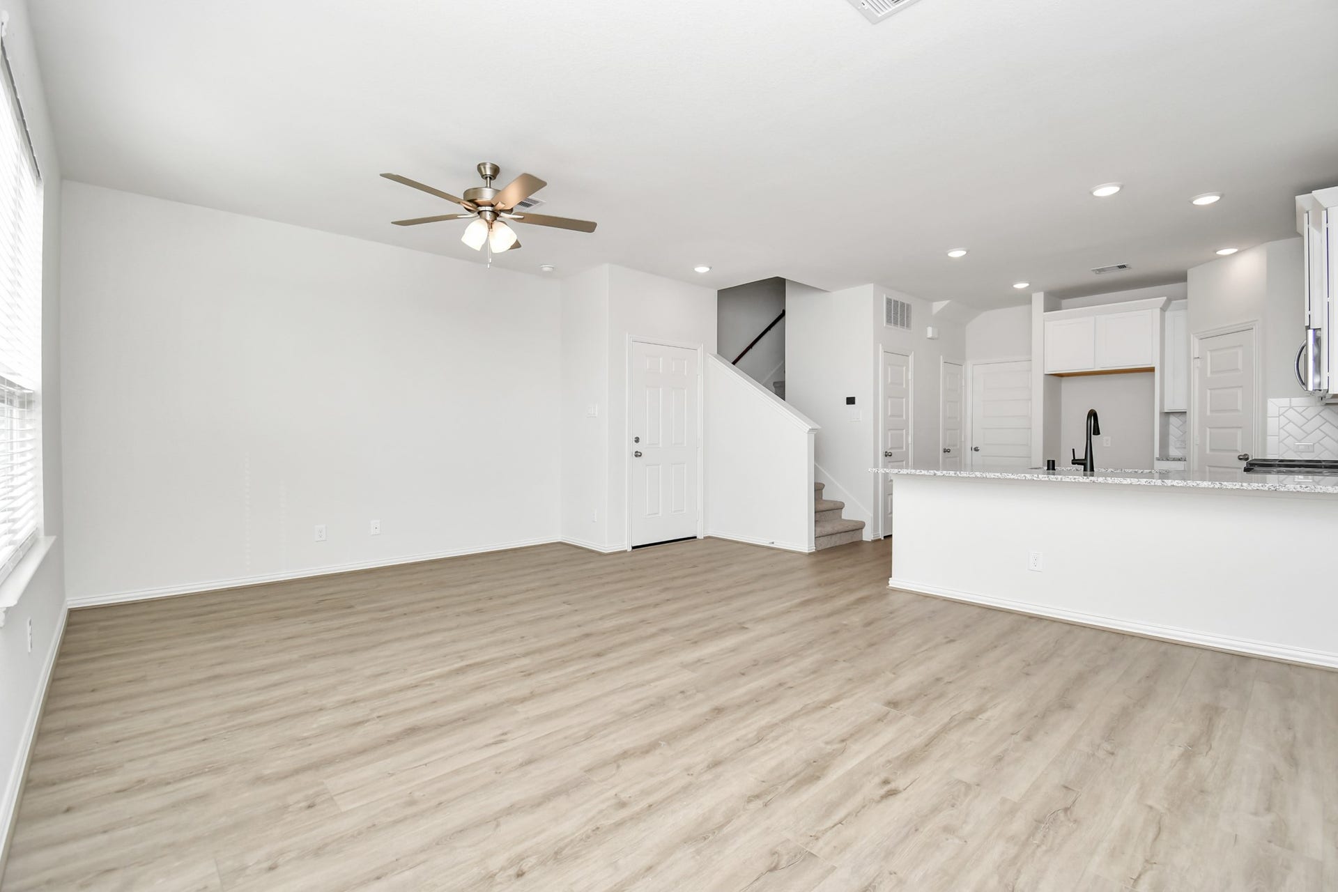 1534 Revolution Way, Missouri City, TX 77459