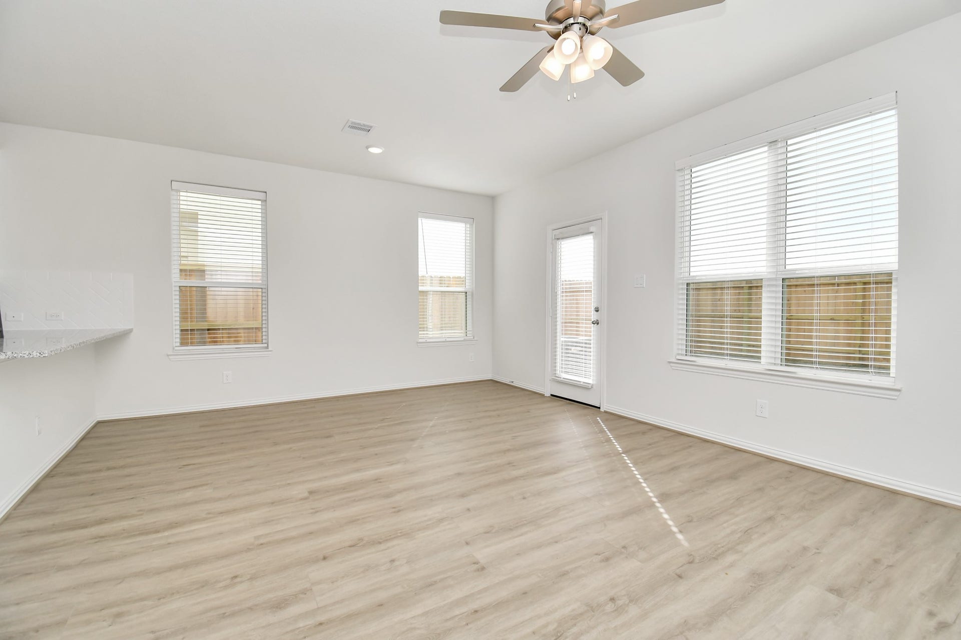 Living / Dining