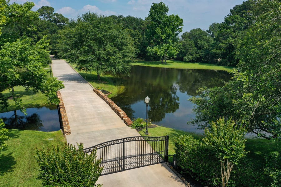 Property photo for 12126 Zion Road, Tomball, TX