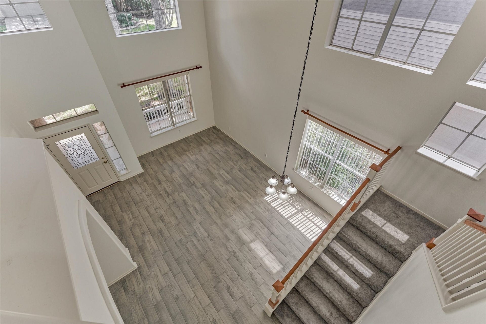 11 Vinca Trail, The Woodlands, TX 77382 An aerial view from above! The home is filled with natural light.