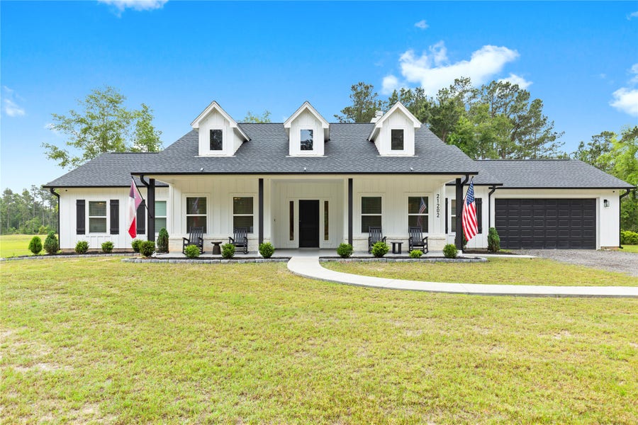 Property photo for 21202 Peach Bend, Cleveland, TX