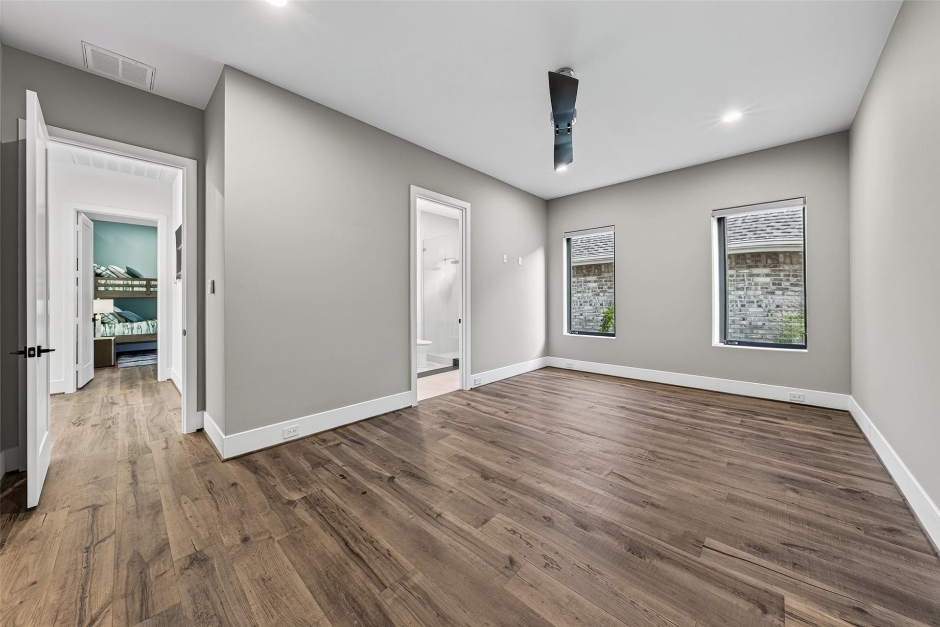 1716 Driscoll Street, Houston, TX 77019 3rd secondary bedroom.