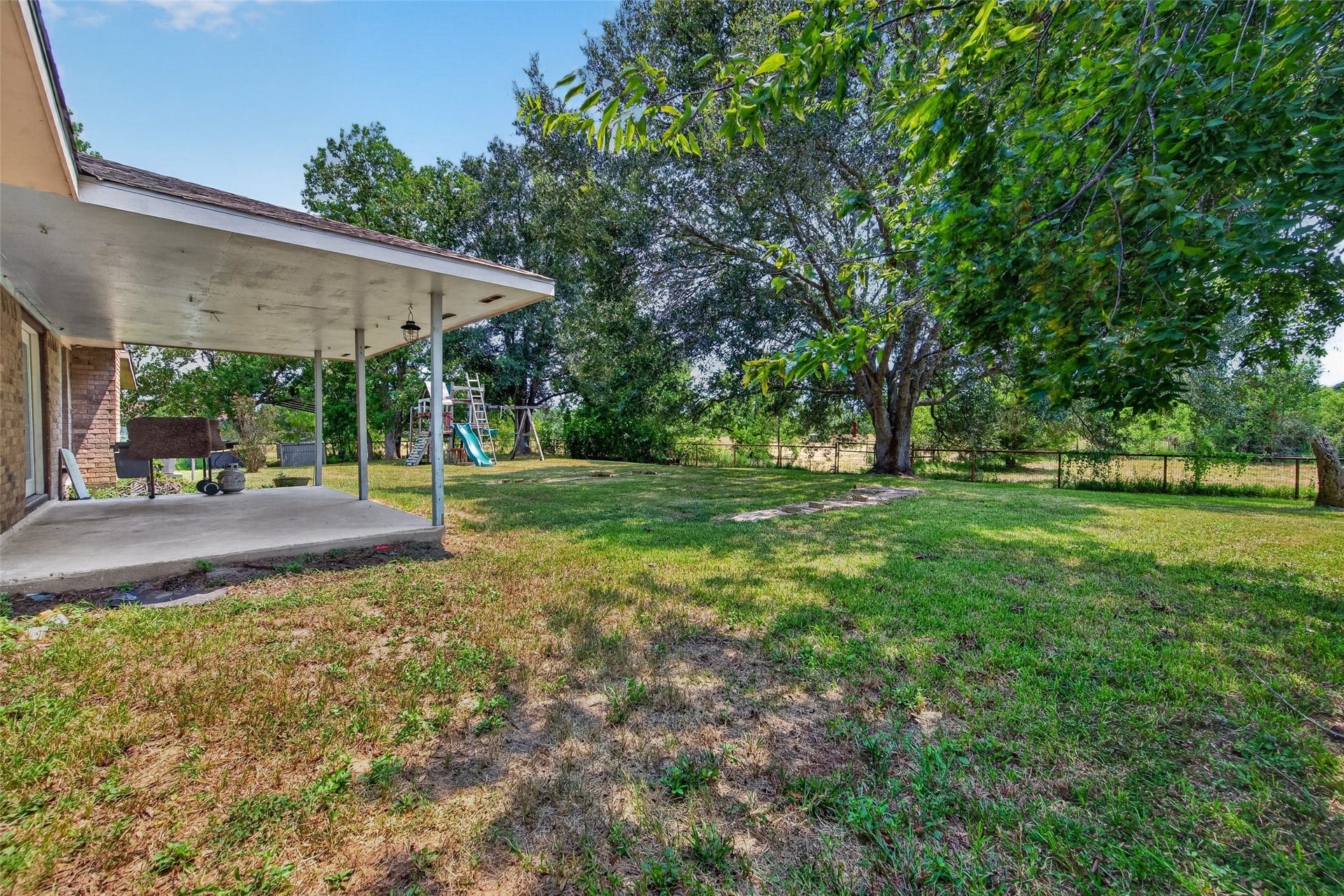 12915 33rd 1/2 Street, Santa Fe, TX 77510 12915 33rd 1/2 Street, Santa Fe, TX 77510