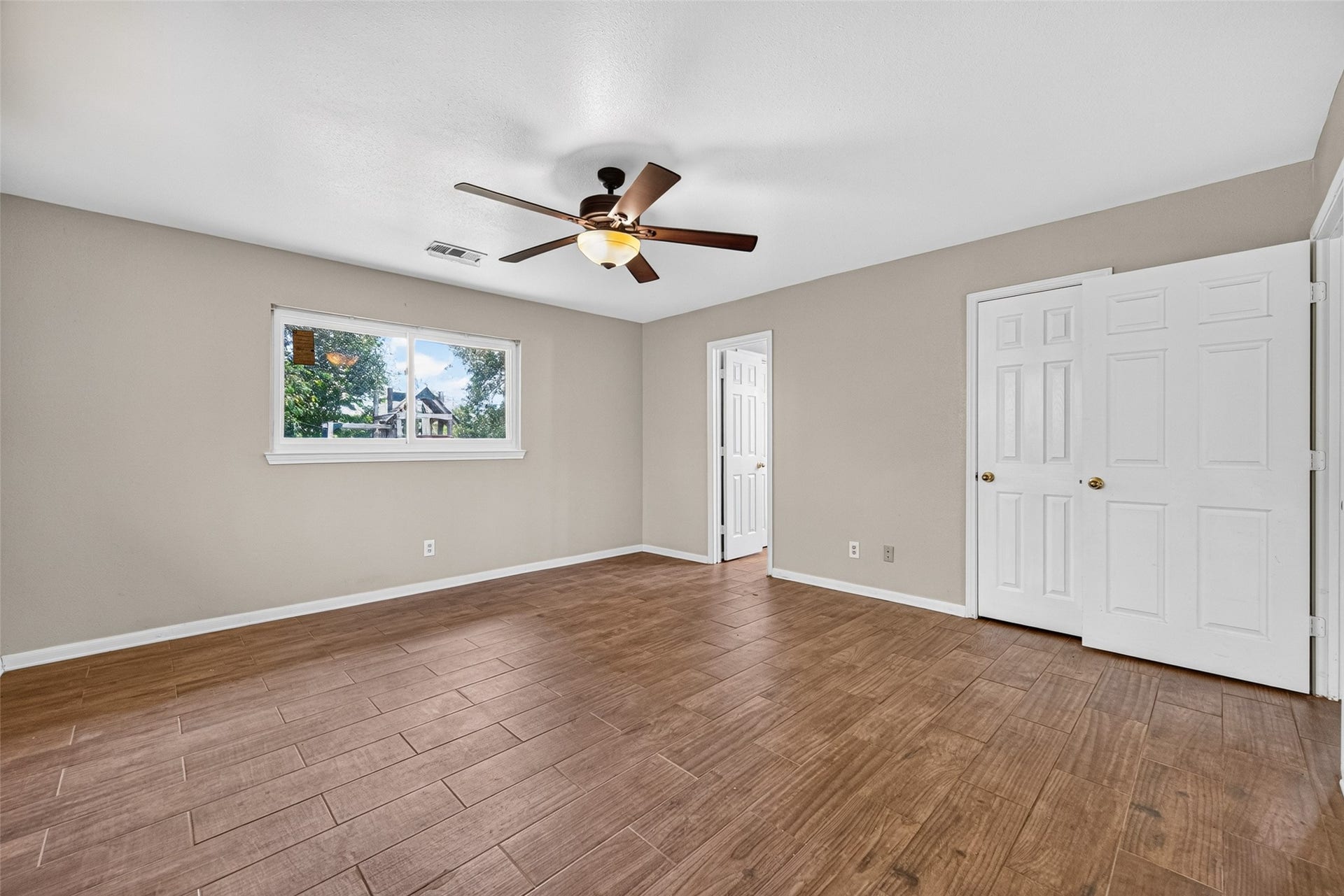 12915 33rd 1/2 Street, Santa Fe, TX 77510 12915 33rd 1/2 Street, Santa Fe, TX 77510