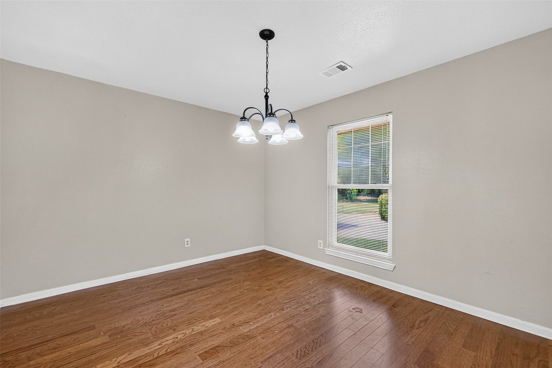 12915 33rd 1/2 Street, Santa Fe, TX 77510 12915 33rd 1/2 Street, Santa Fe, TX 77510