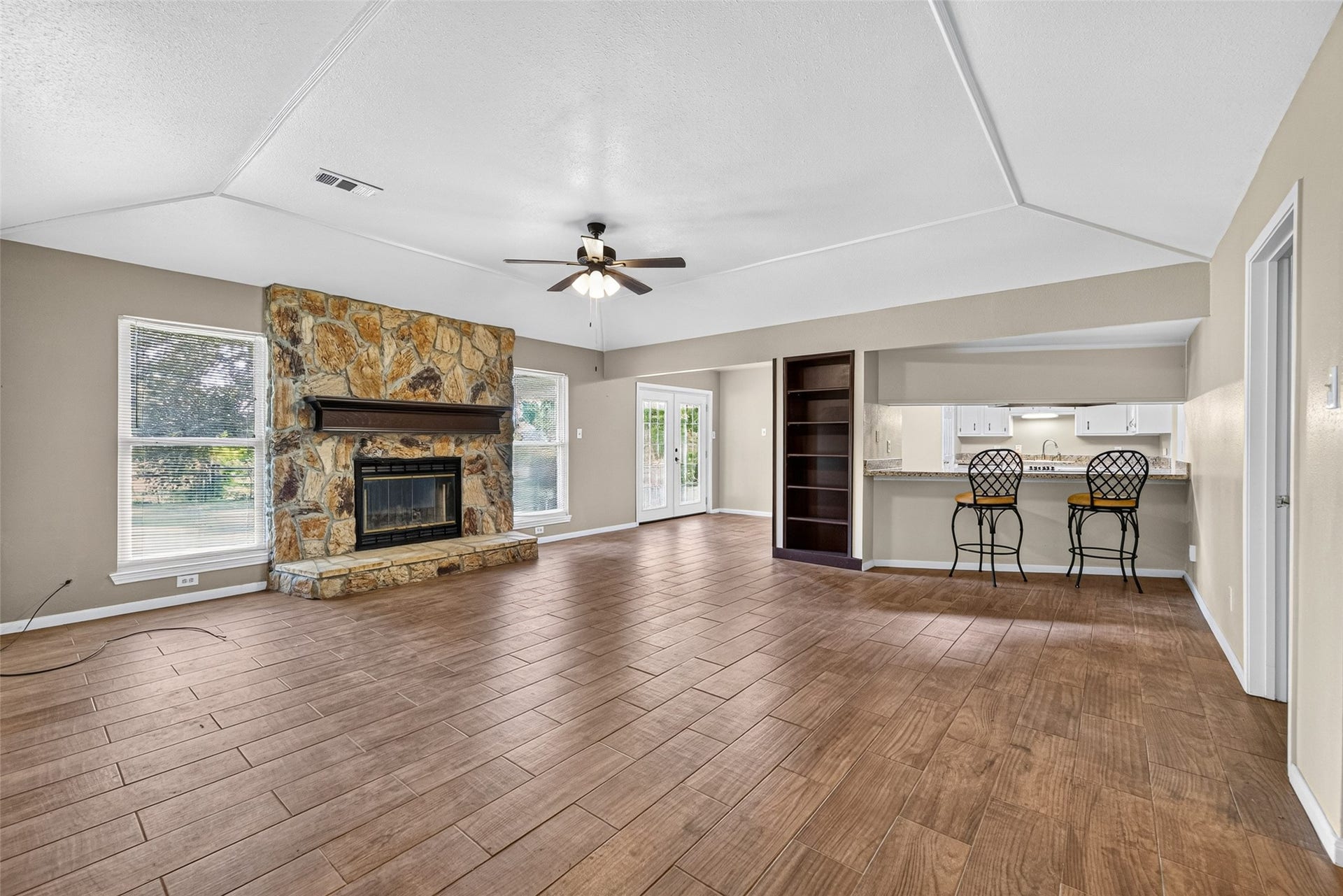 12915 33rd 1/2 Street, Santa Fe, TX 77510 12915 33rd 1/2 Street, Santa Fe, TX 77510