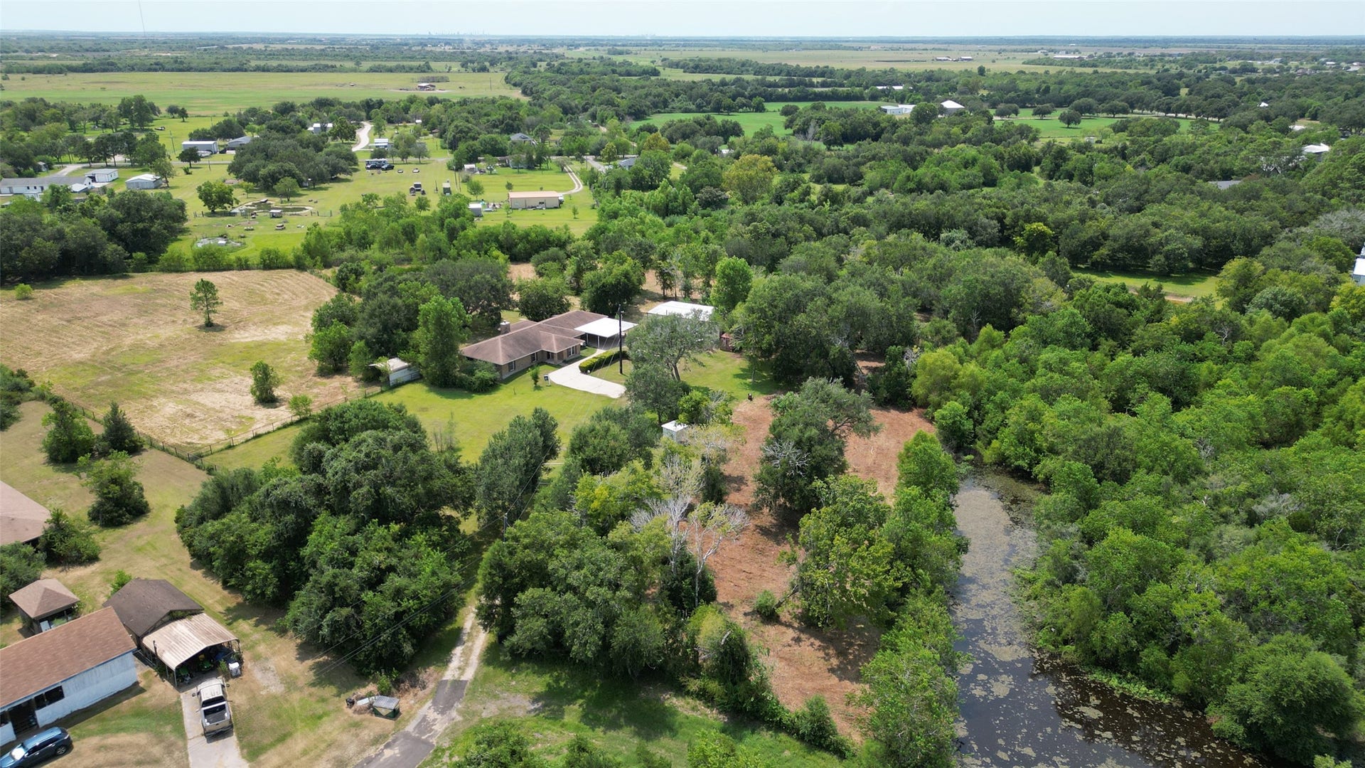 12915 33rd 1/2 Street, Santa Fe, TX 77510 12915 33rd 1/2 Street, Santa Fe, TX 77510