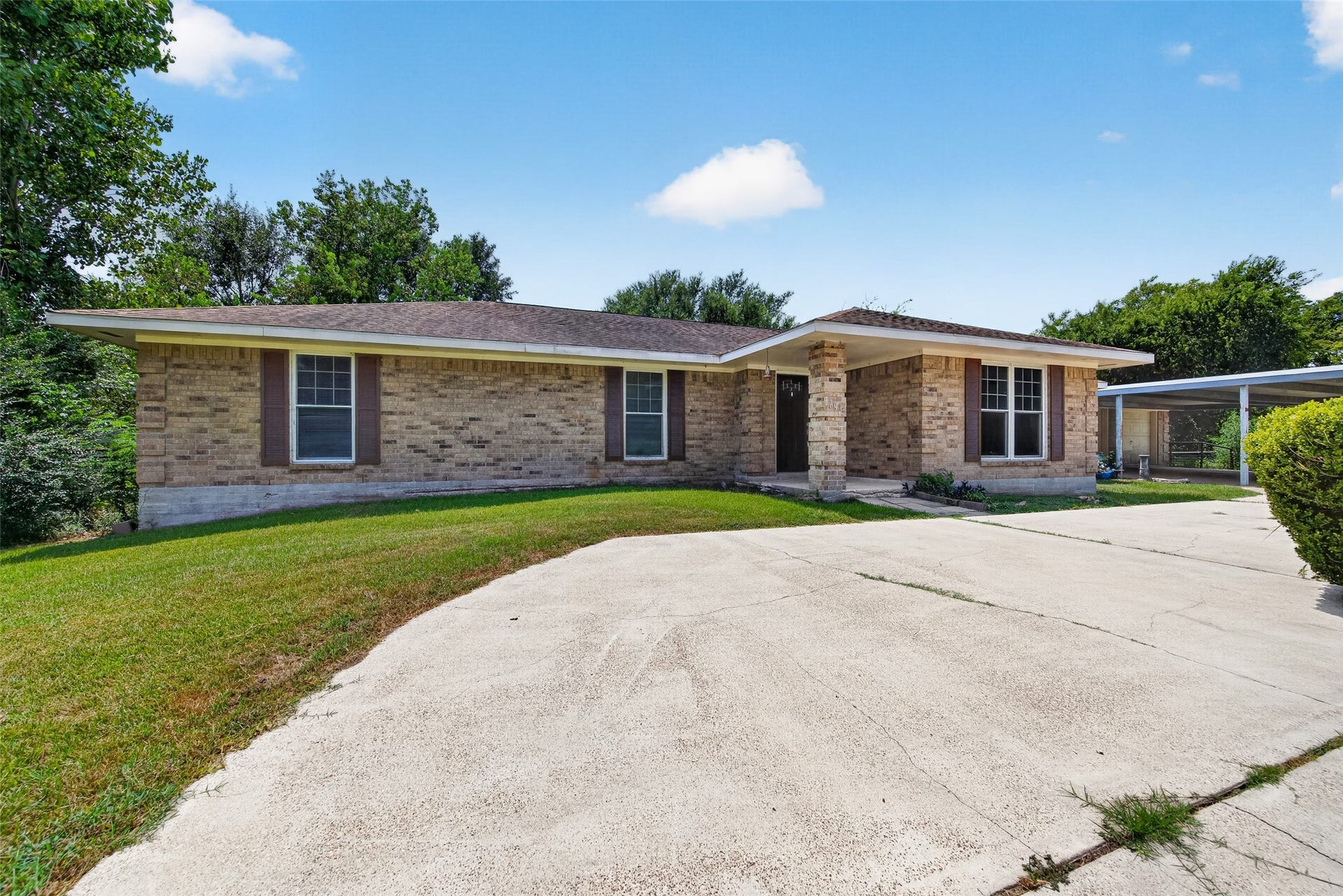 12915 33rd 1/2 Street, Santa Fe, TX 77510 12915 33rd 1/2 Street, Santa Fe, TX 77510