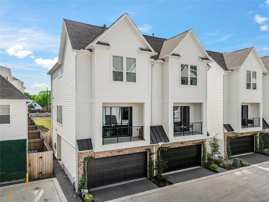 Property photo for 10617 Cascade Ledge Lane, Houston, TX
