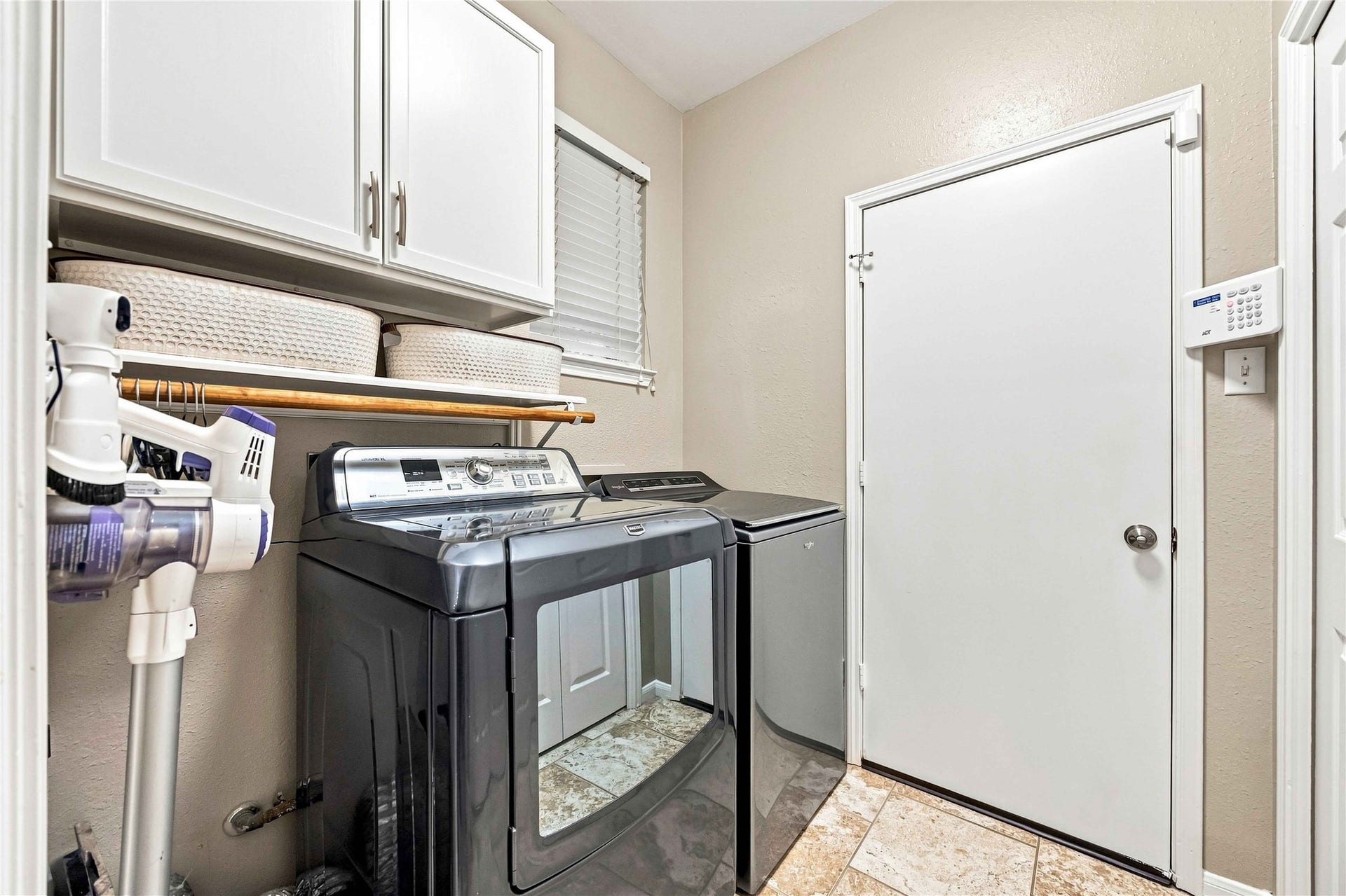4118 Laurette Court, Sugar Land, TX 77479 4118 Laurette Court, Sugar Land, TX 77479