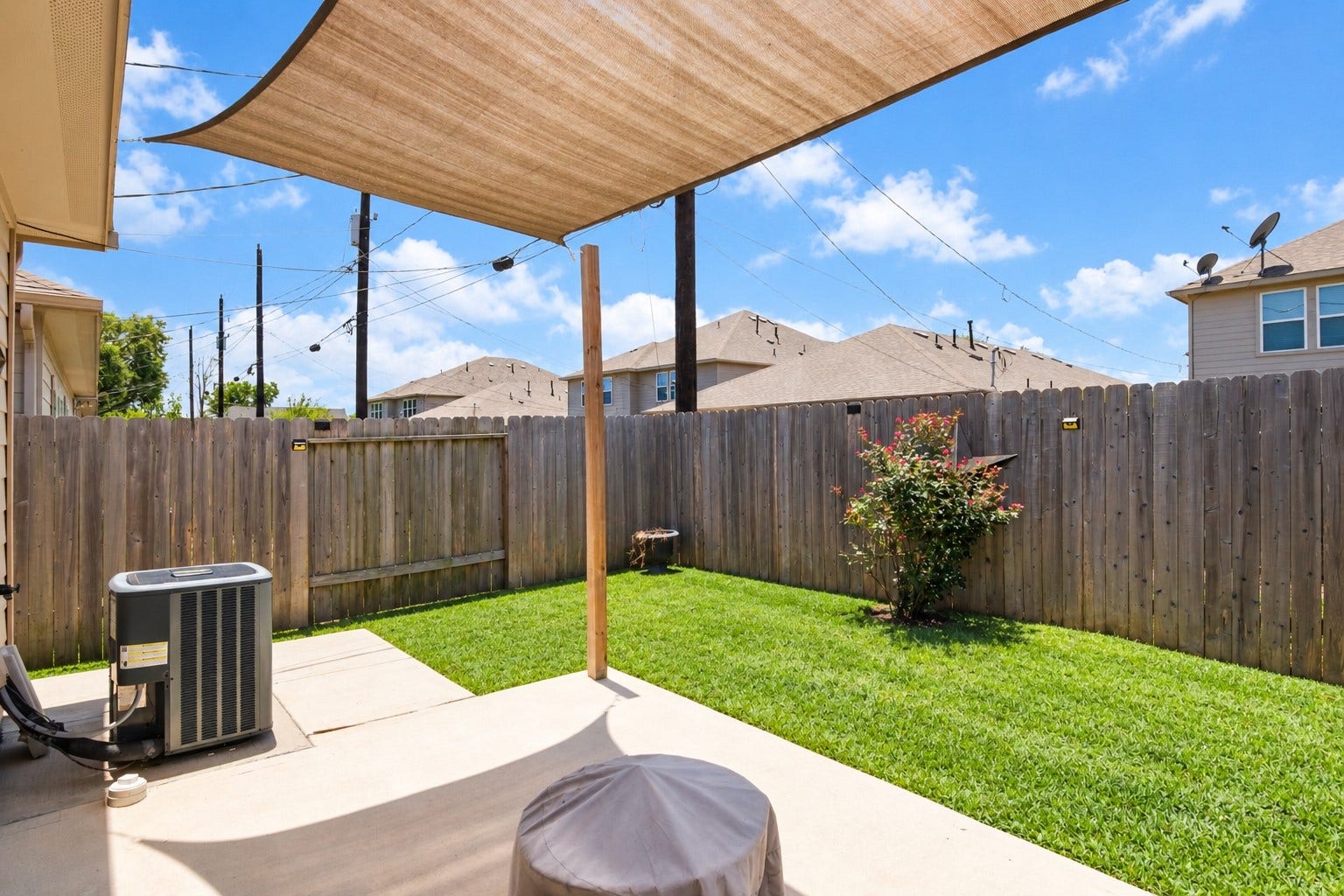 517 N 6th Street, La Porte, TX 77571 A welcoming backyard retreat with a covered patio and room to relax or entertain.