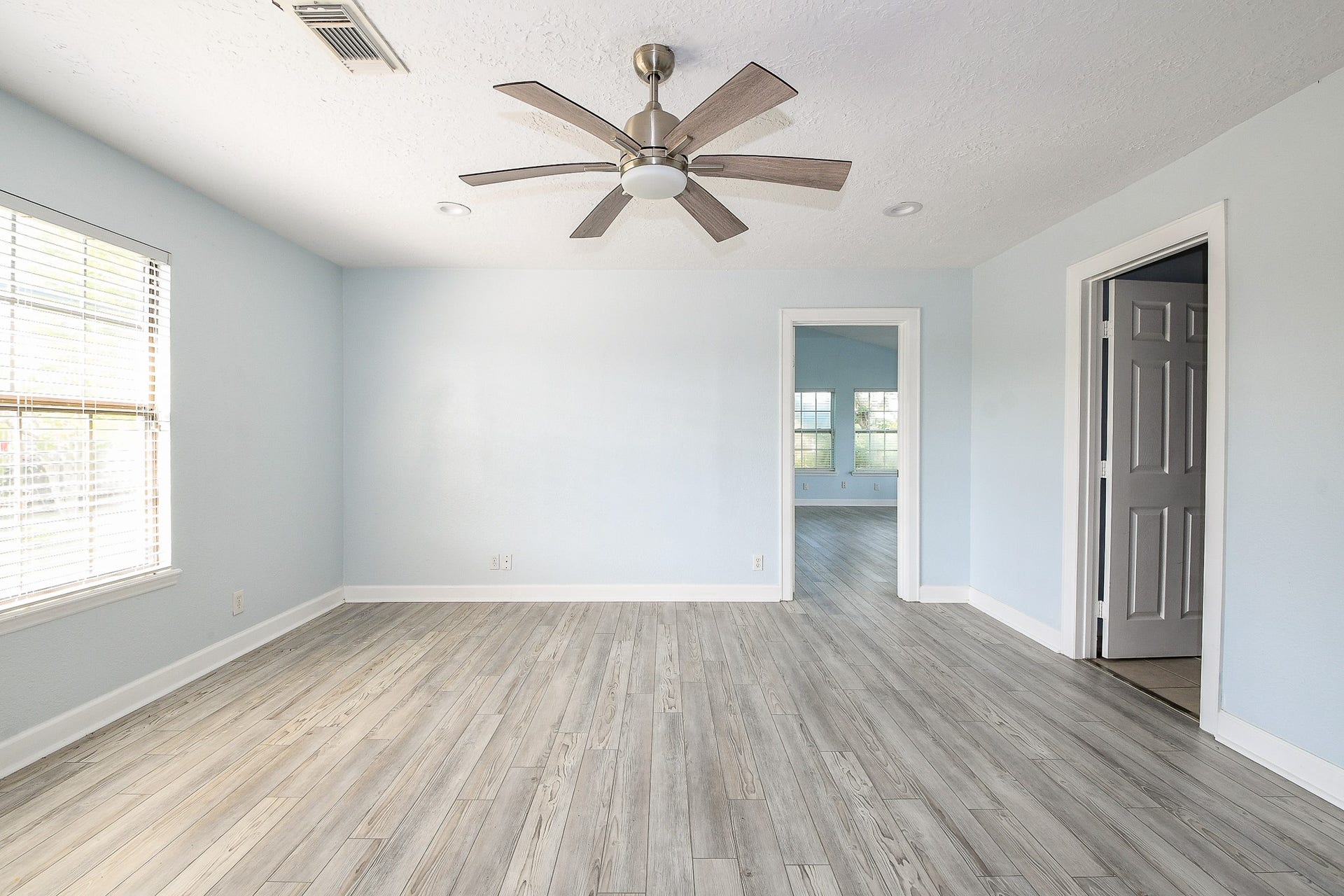 1615 Railroad Avenue, San Leon, TX 77539 1615 Railroad Avenue, San Leon, TX 77539