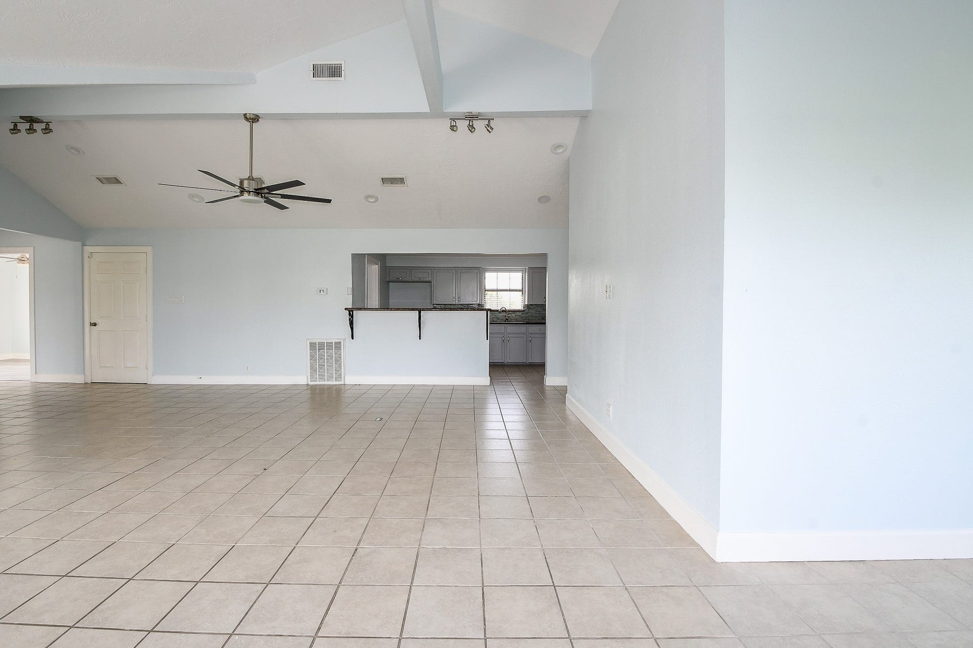 1615 Railroad Avenue, San Leon, TX 77539 1615 Railroad Avenue, San Leon, TX 77539