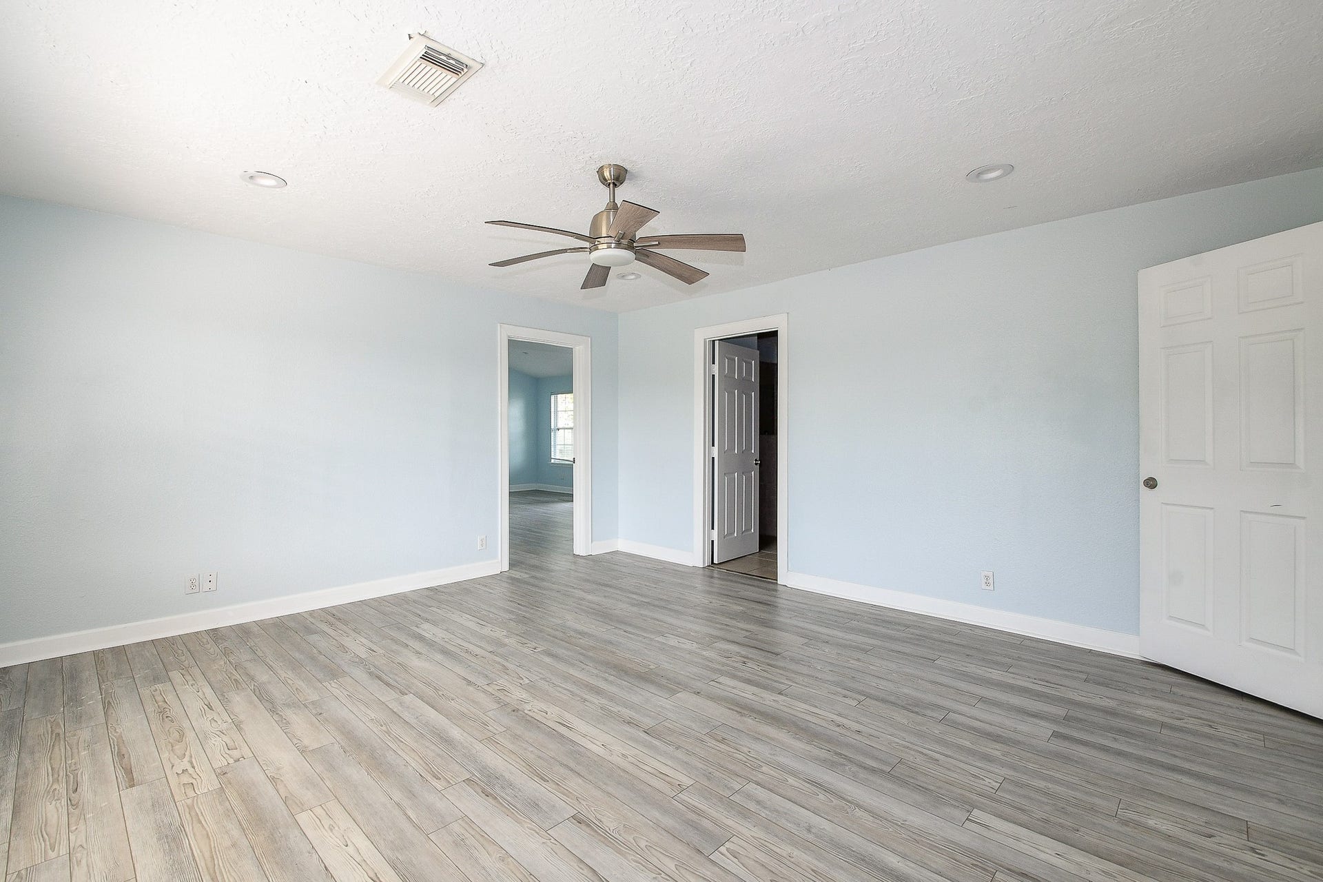 1615 Railroad Avenue, San Leon, TX 77539 1615 Railroad Avenue, San Leon, TX 77539