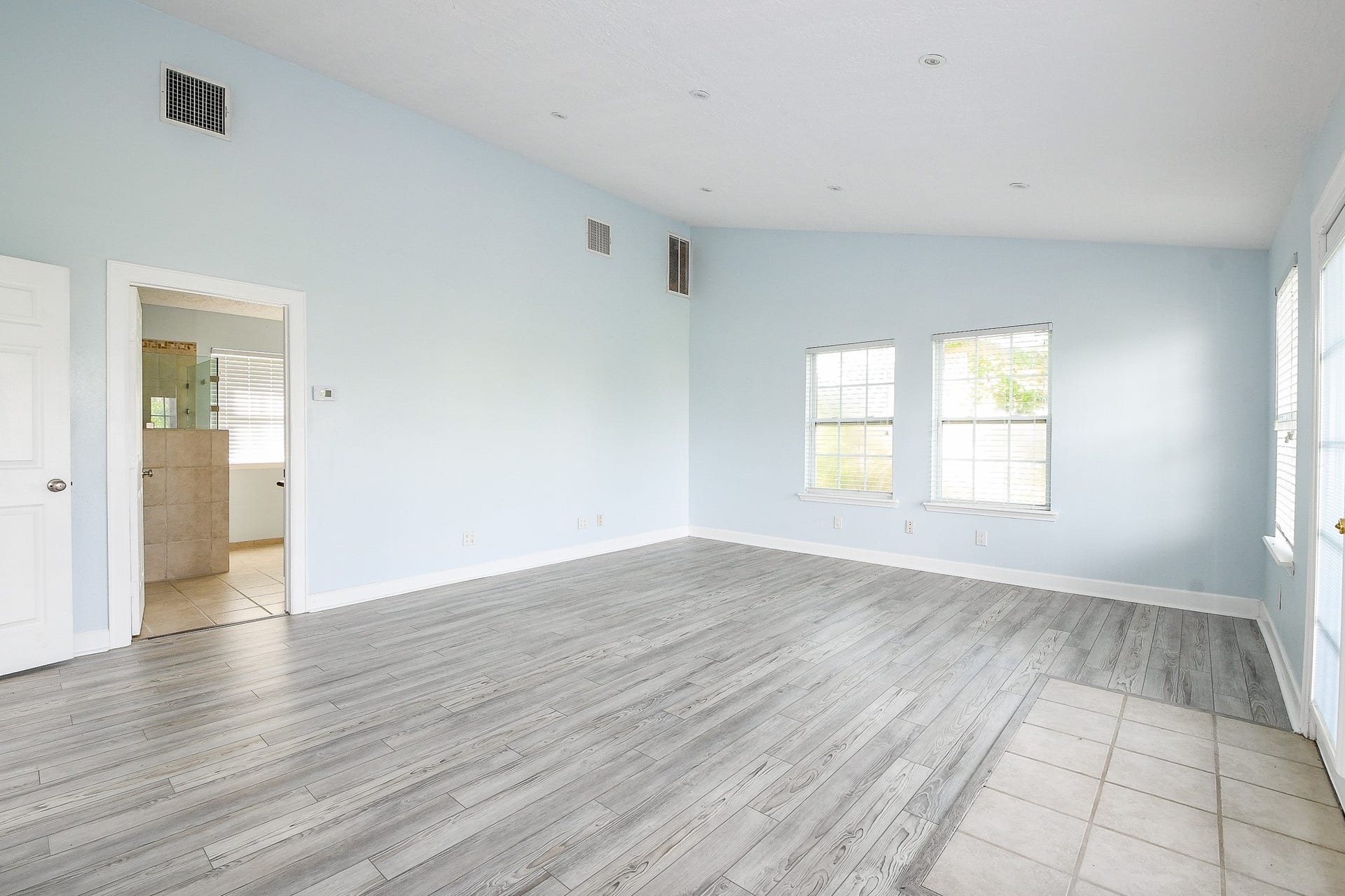 1615 Railroad Avenue, San Leon, TX 77539 1615 Railroad Avenue, San Leon, TX 77539