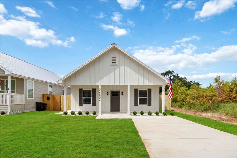Property photo for 32262 Pecha Lane, Pleak, TX