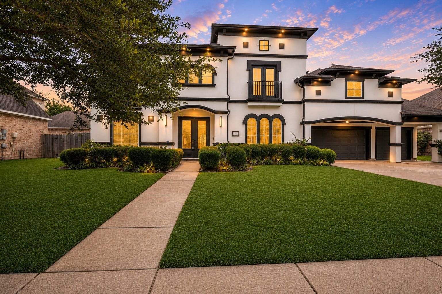 3314 Sussex Way, Friendswood, TX 77546 Welcome to 3314 Sussex Way!