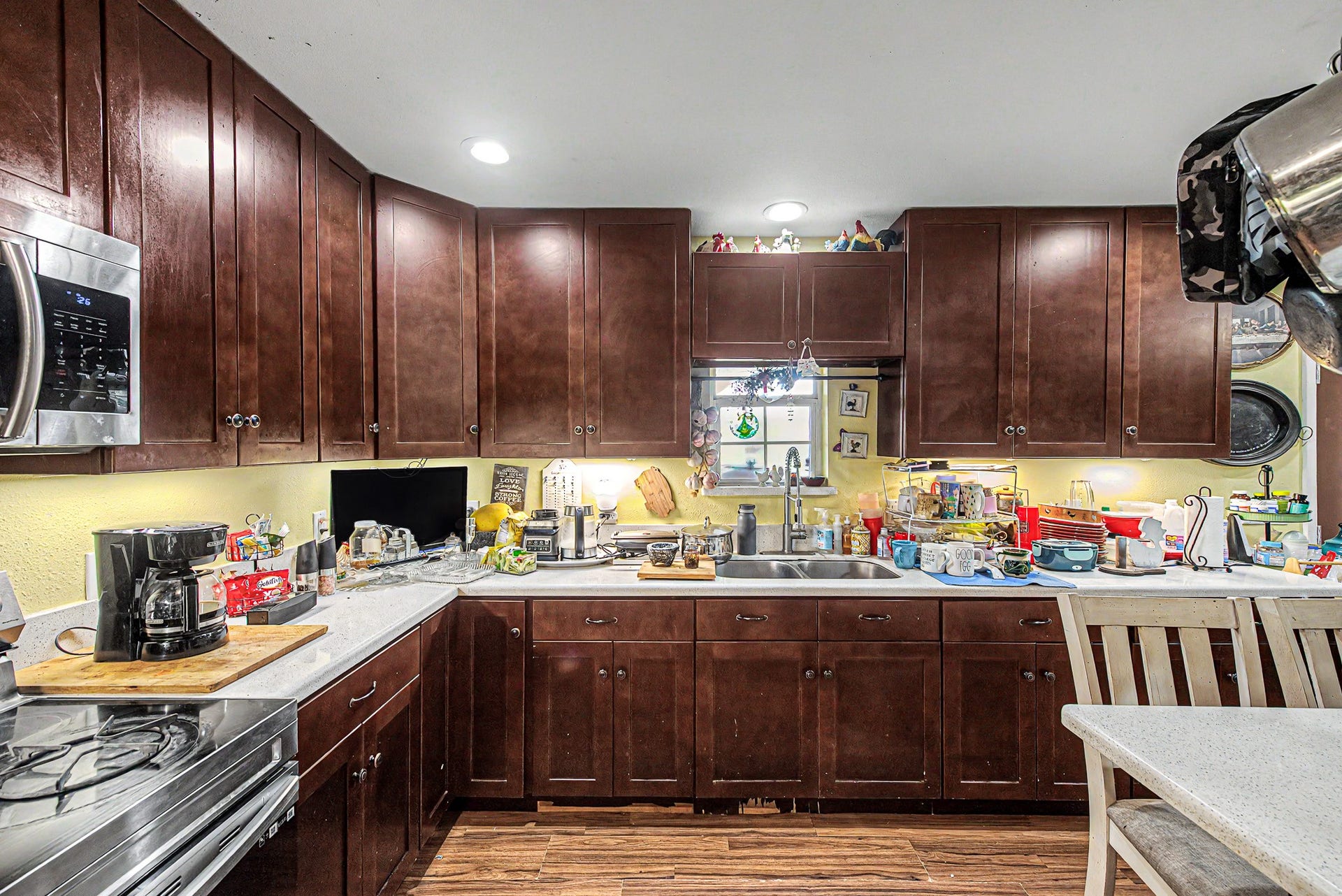 29867 Marti Road, Katy, TX 77493 Tons of storage in this gleaming kitchen.