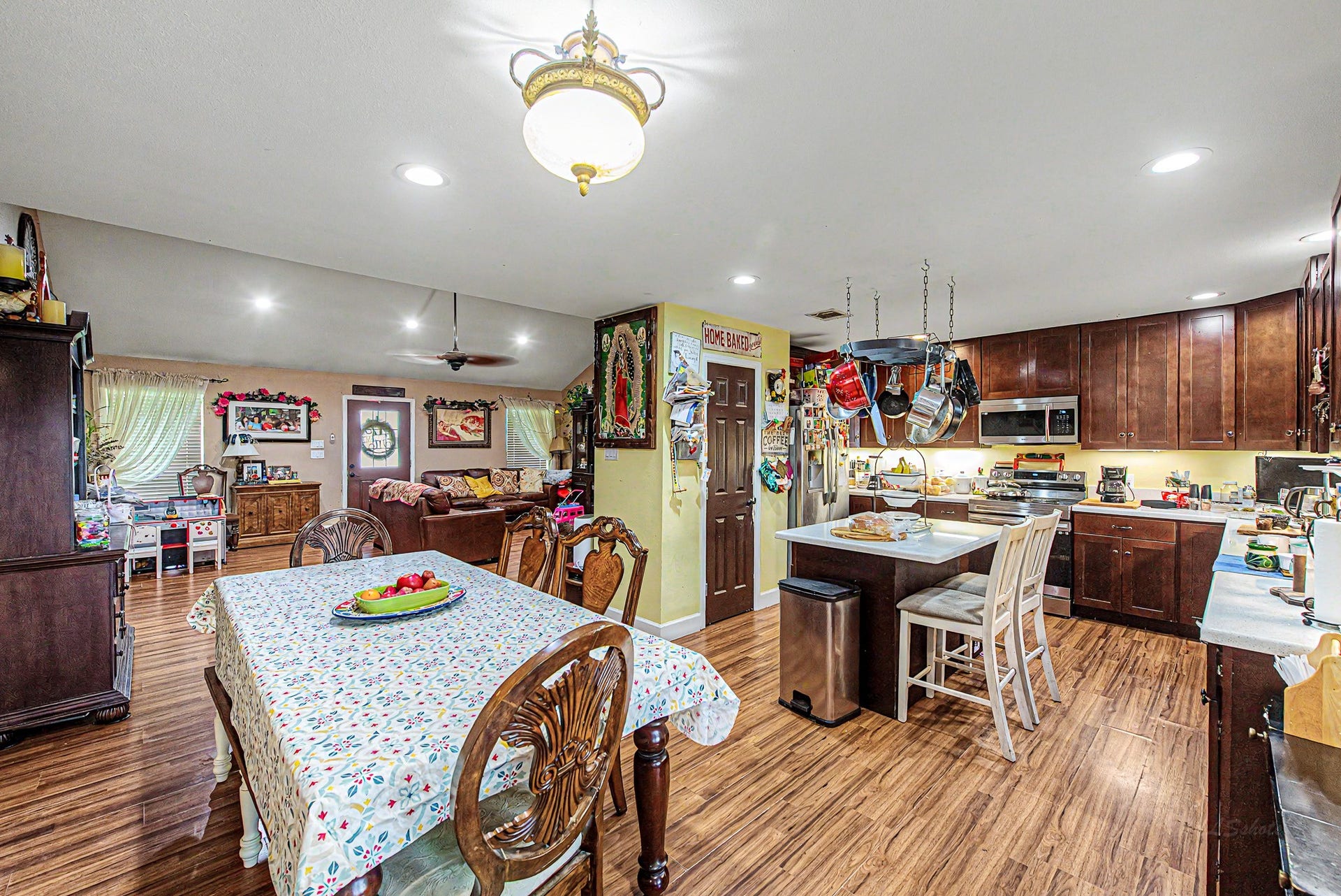 29867 Marti Road, Katy, TX 77493 29867 Marti Road, Katy, TX 77493