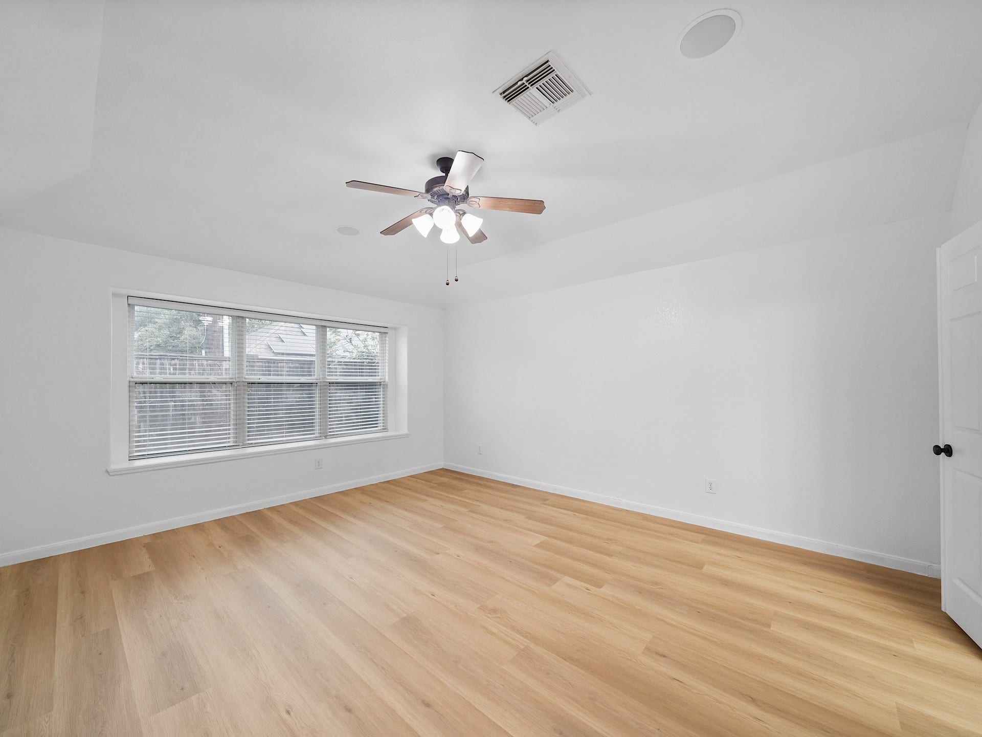 5614 Valley Scene Way, Spring, TX 77379