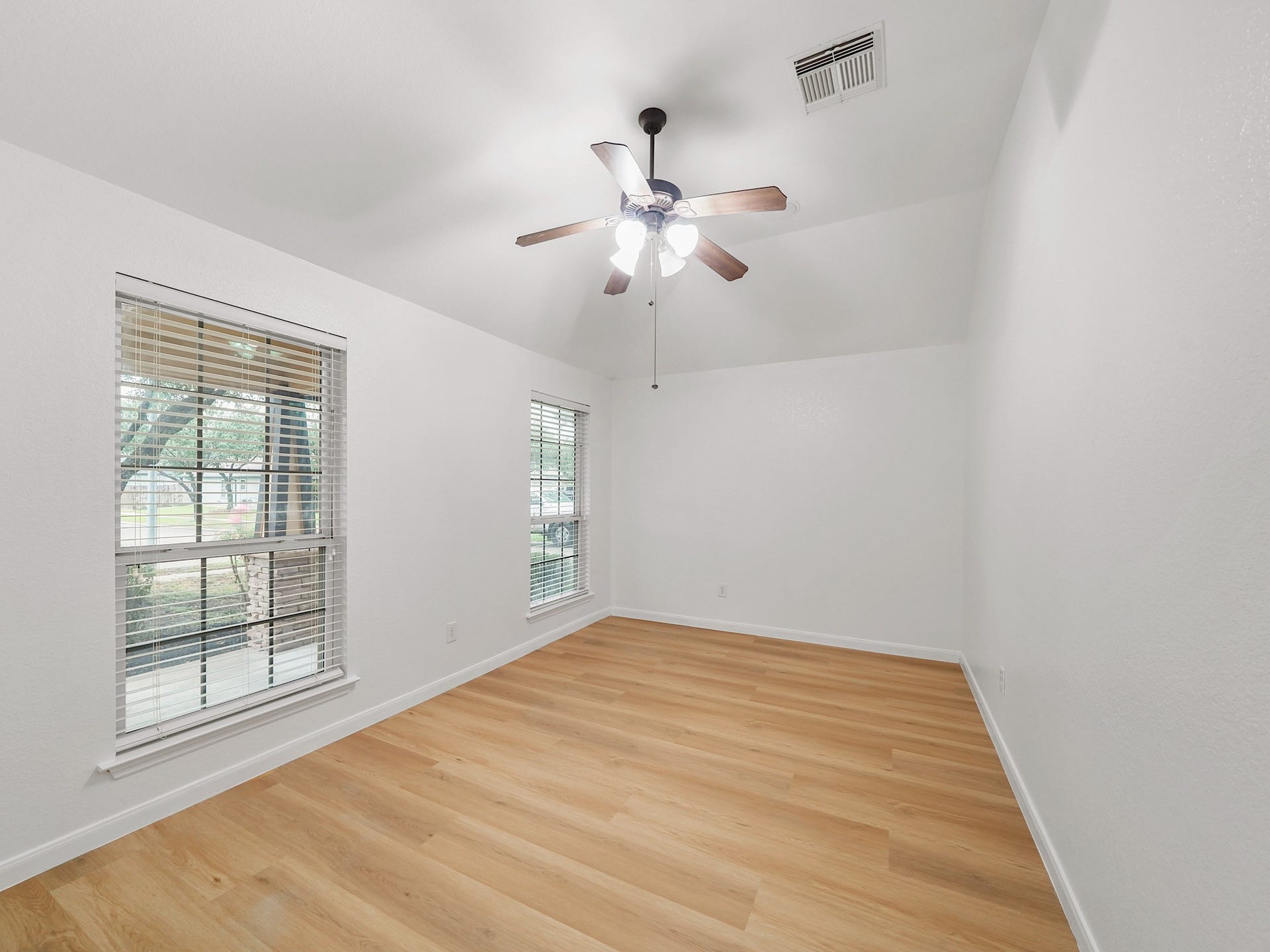 5614 Valley Scene Way, Spring, TX 77379