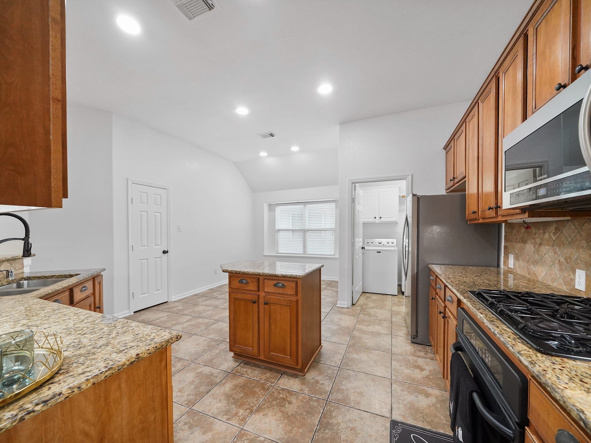 5614 Valley Scene Way, Spring, TX 77379