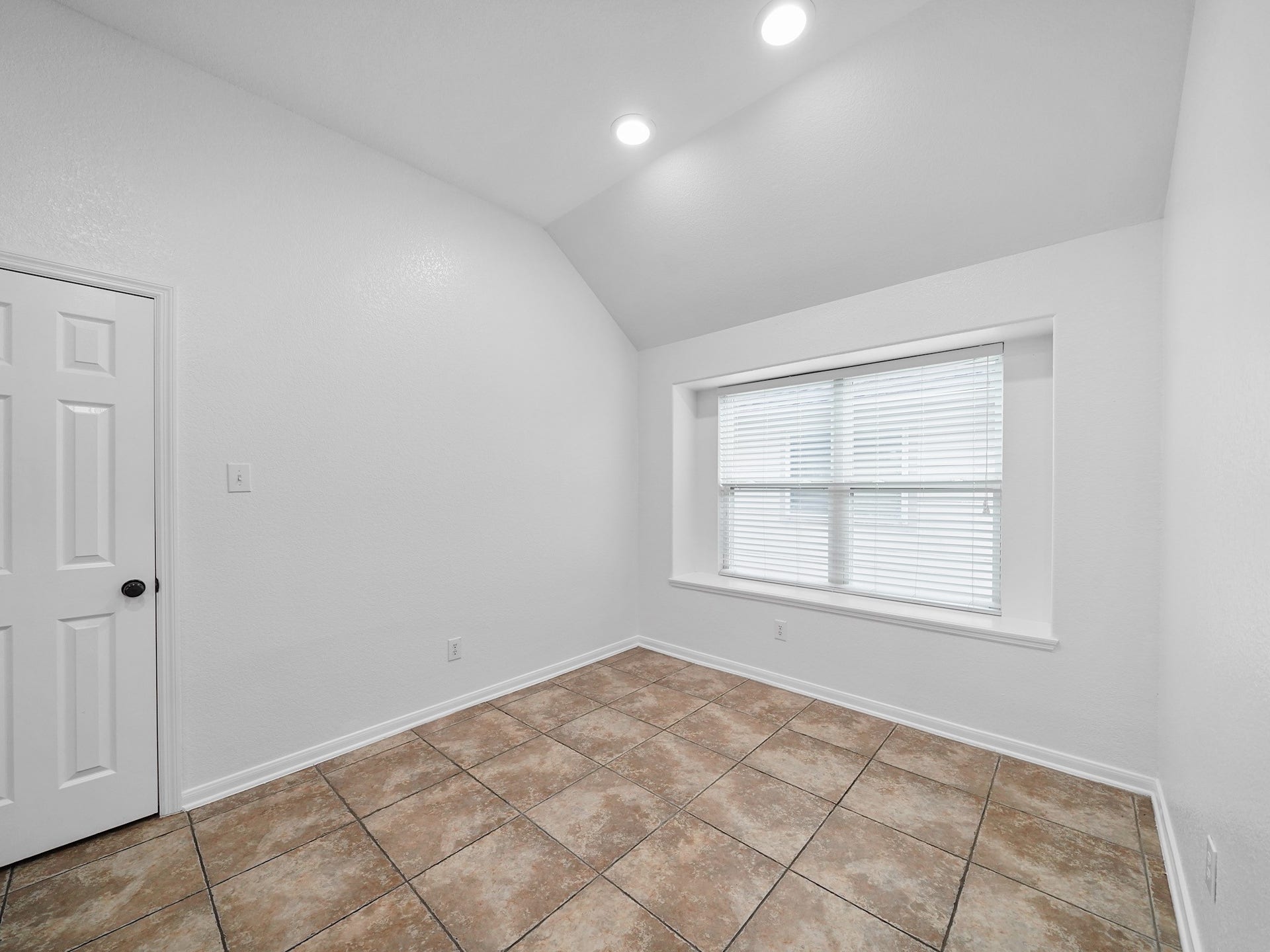 5614 Valley Scene Way, Spring, TX 77379