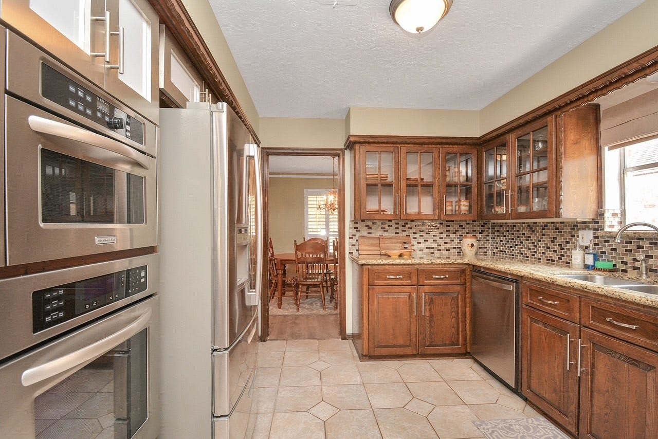 9811 Rocktree Drive, Houston, TX 77040