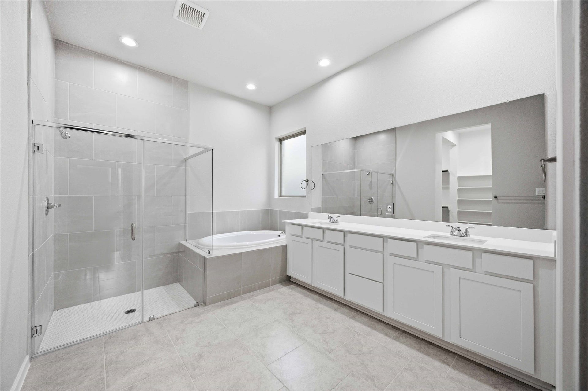 2808 Gran Castillo Drive, La Marque, TX 77568 2808 Gran Castillo Drive, La Marque, TX 77568