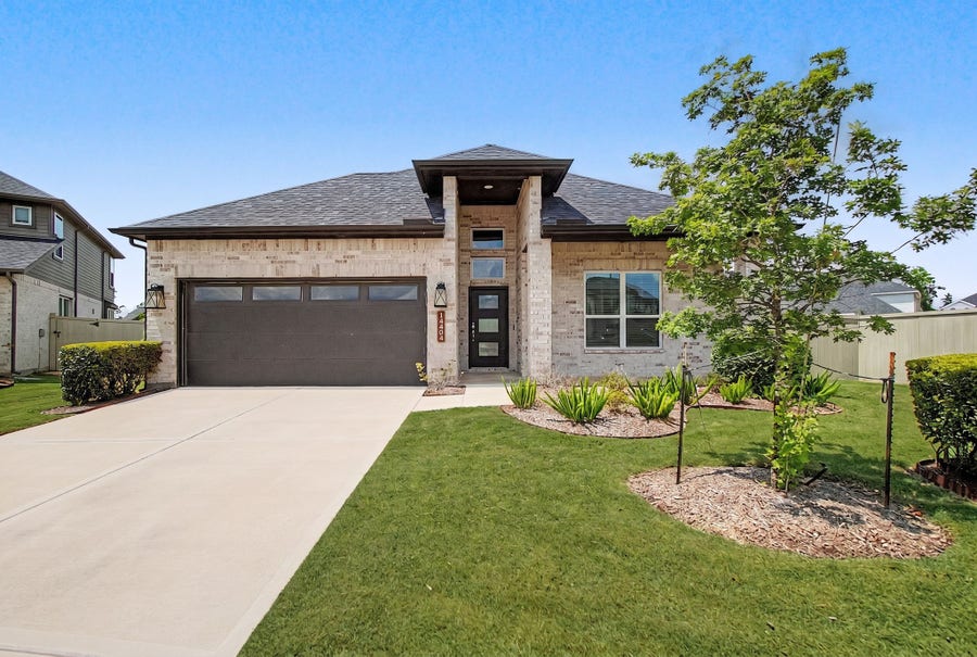 Property photo for 15404 Bicknells Thrush Court, Magnolia, TX