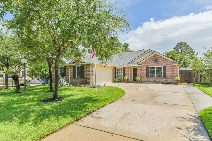 Property photo for 22522 Willow Branch Lane, Tomball, TX