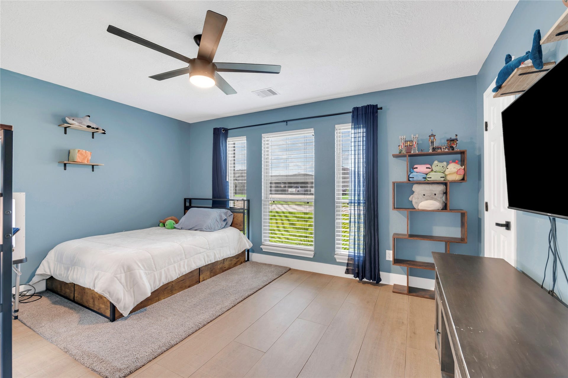 2110 Wikiup Street, Dickinson, TX 77539 2110 Wikiup Street, Dickinson, TX 77539