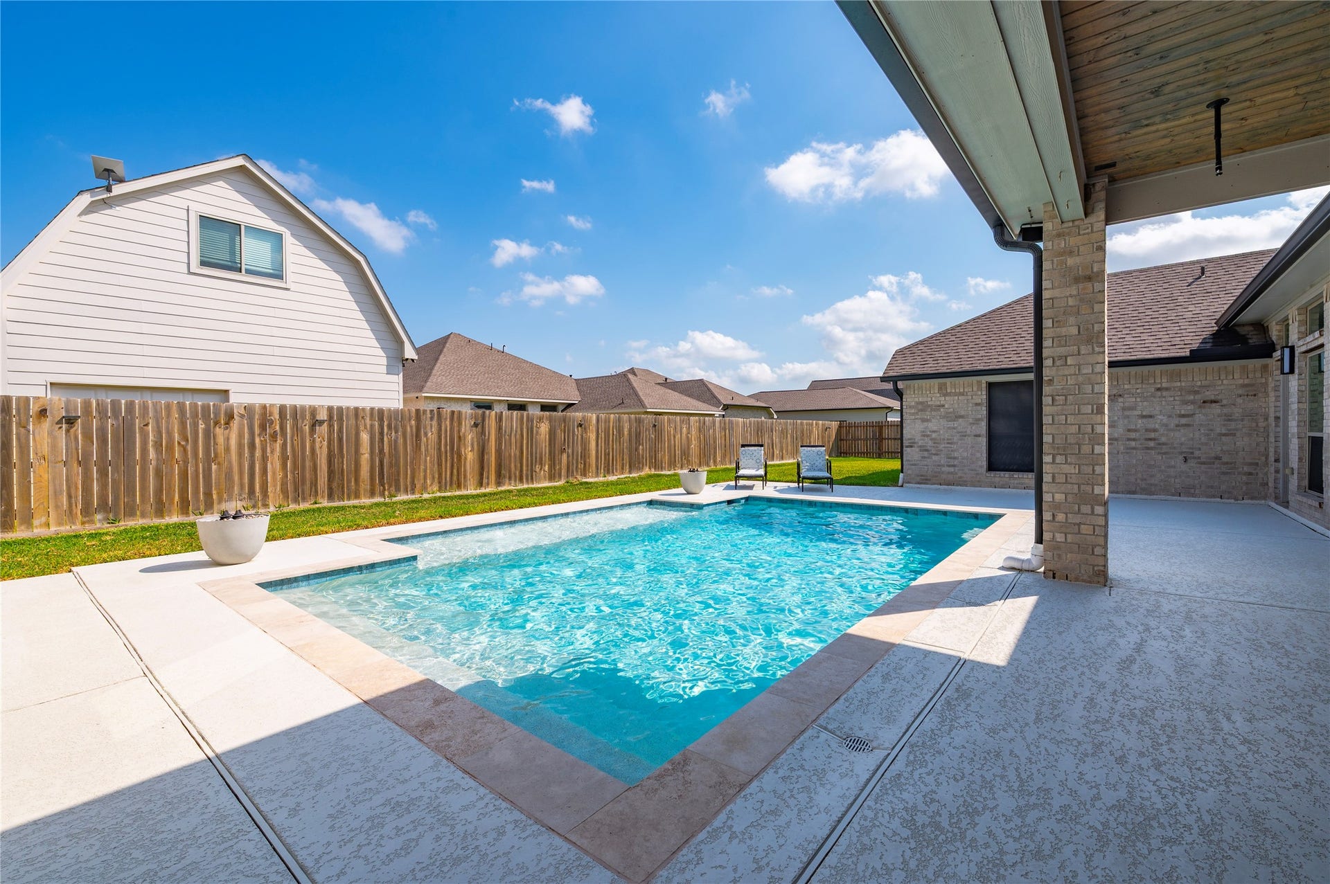 2110 Wikiup Street, Dickinson, TX 77539 2110 Wikiup Street, Dickinson, TX 77539