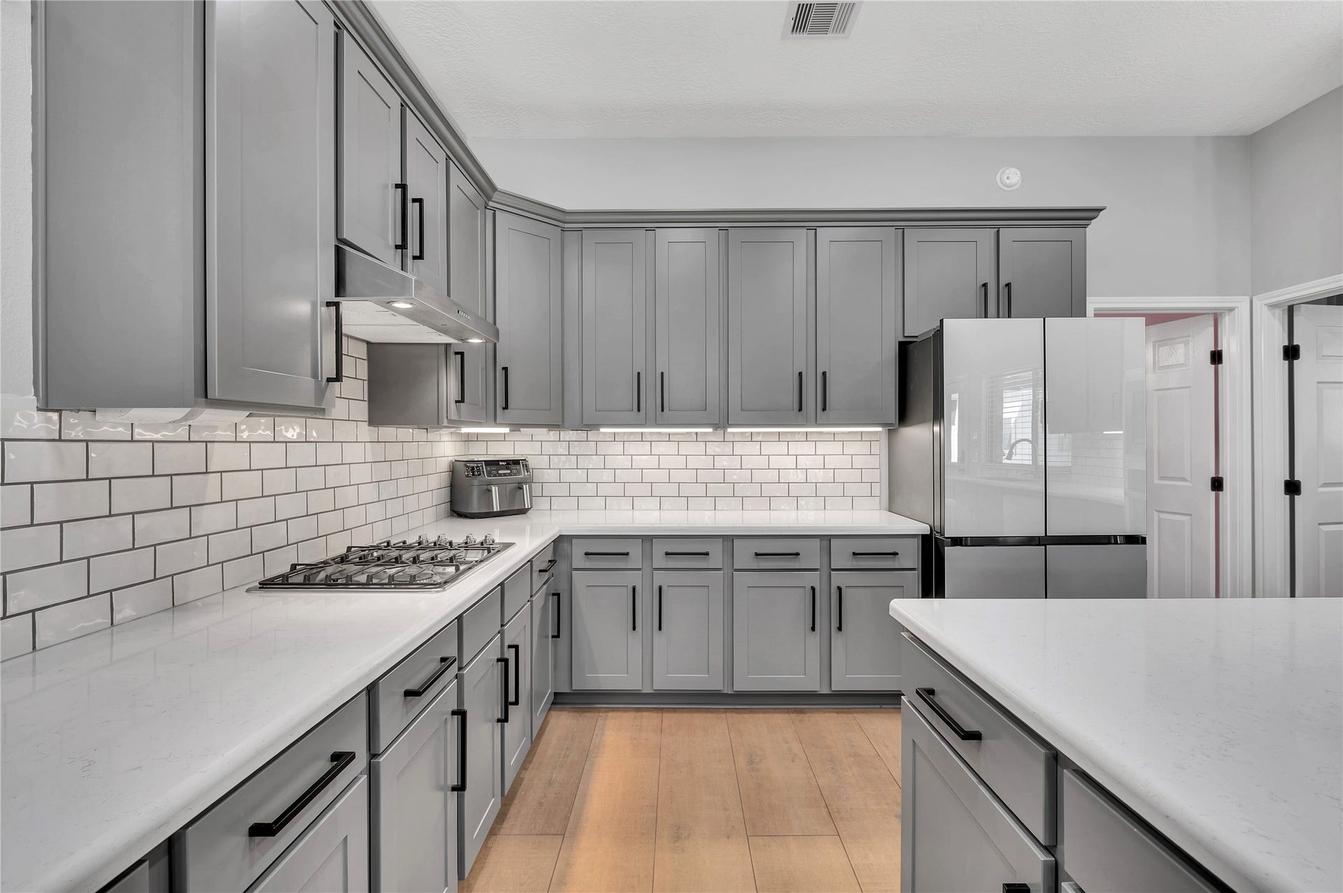 2110 Wikiup Street, Dickinson, TX 77539 2110 Wikiup Street, Dickinson, TX 77539