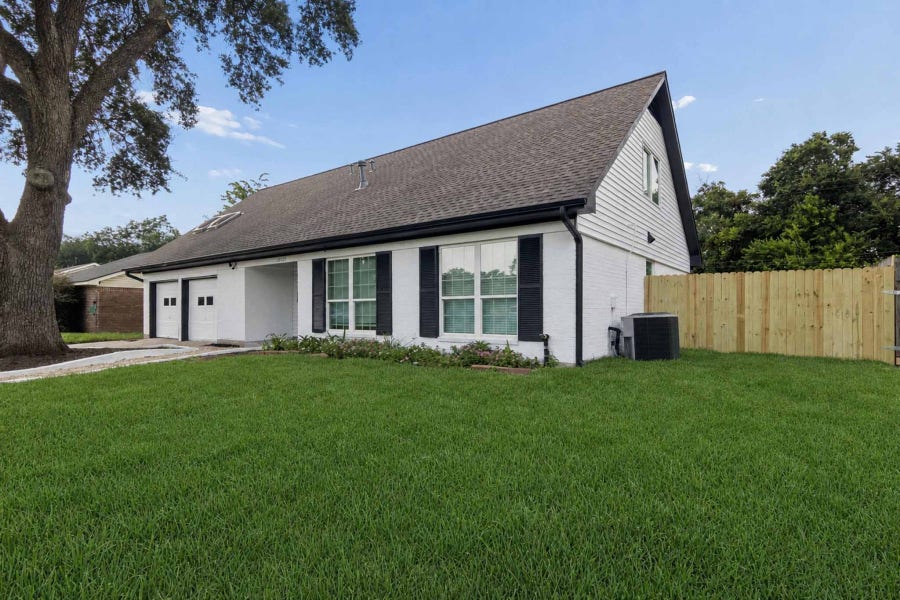 Property photo for 10423 Quiet Hill Road, La Porte, TX