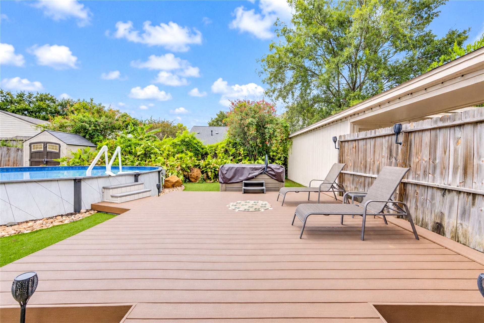 9014 Sabastian Drive, Houston, TX 77083 9014 Sabastian Drive, Houston, TX 77083