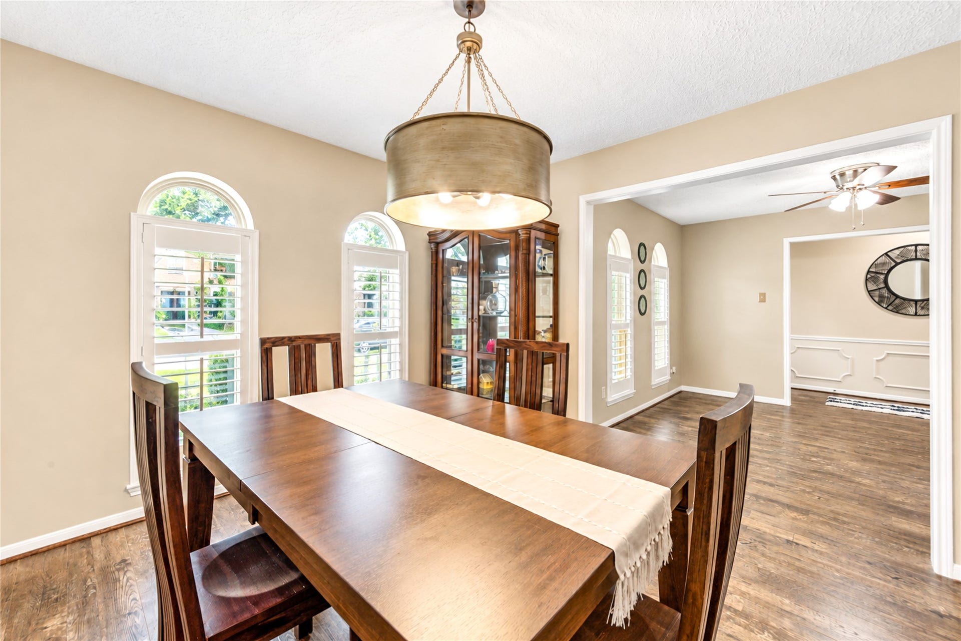 9014 Sabastian Drive, Houston, TX 77083 9014 Sabastian Drive, Houston, TX 77083