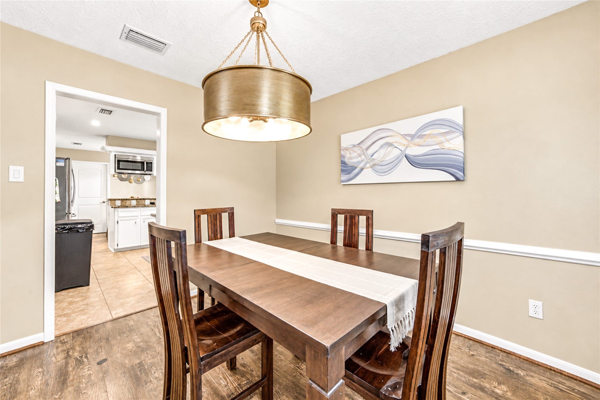 9014 Sabastian Drive, Houston, TX 77083 9014 Sabastian Drive, Houston, TX 77083