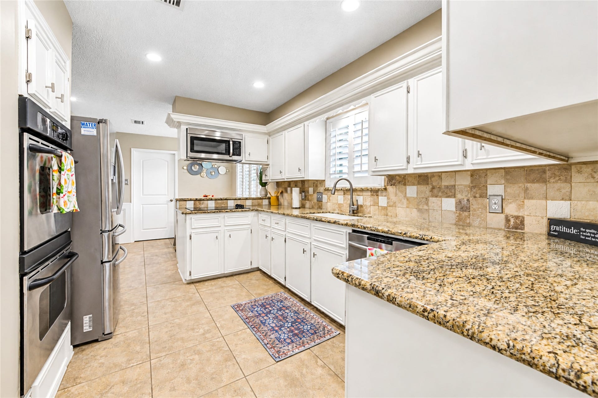 9014 Sabastian Drive, Houston, TX 77083 9014 Sabastian Drive, Houston, TX 77083