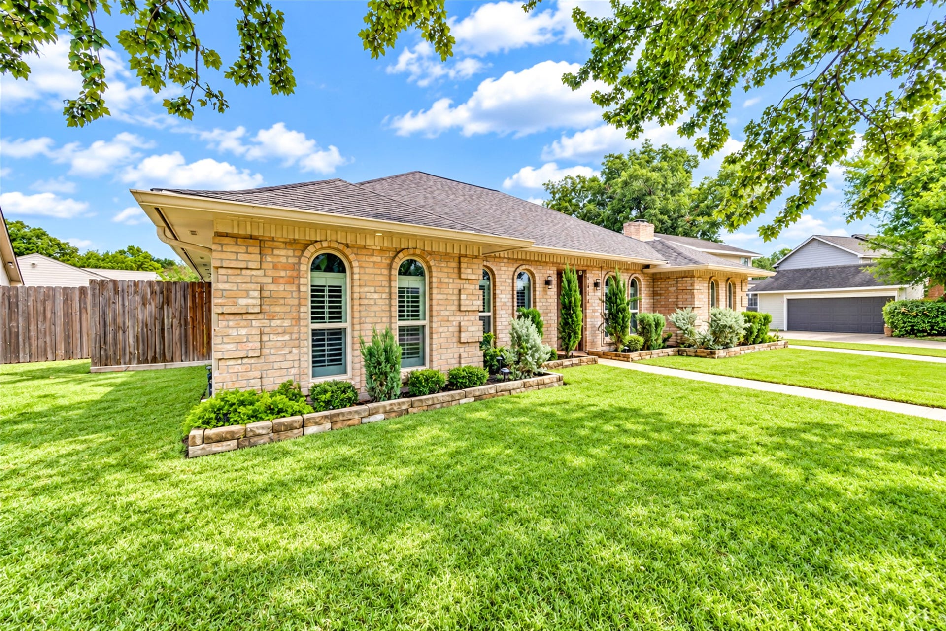 9014 Sabastian Drive, Houston, TX 77083 9014 Sabastian Drive, Houston, TX 77083