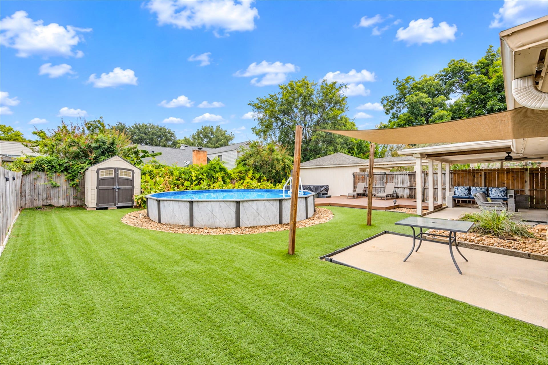 9014 Sabastian Drive, Houston, TX 77083 9014 Sabastian Drive, Houston, TX 77083
