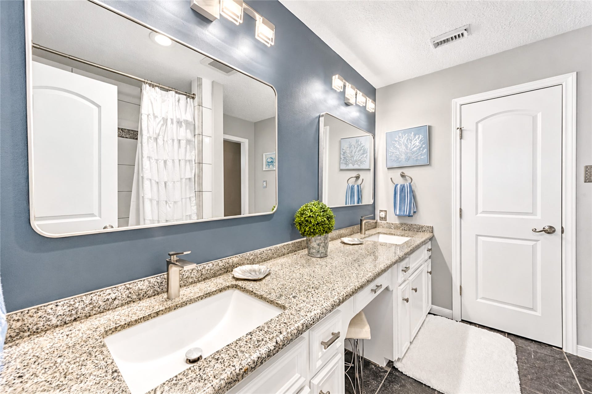 9014 Sabastian Drive, Houston, TX 77083 9014 Sabastian Drive, Houston, TX 77083